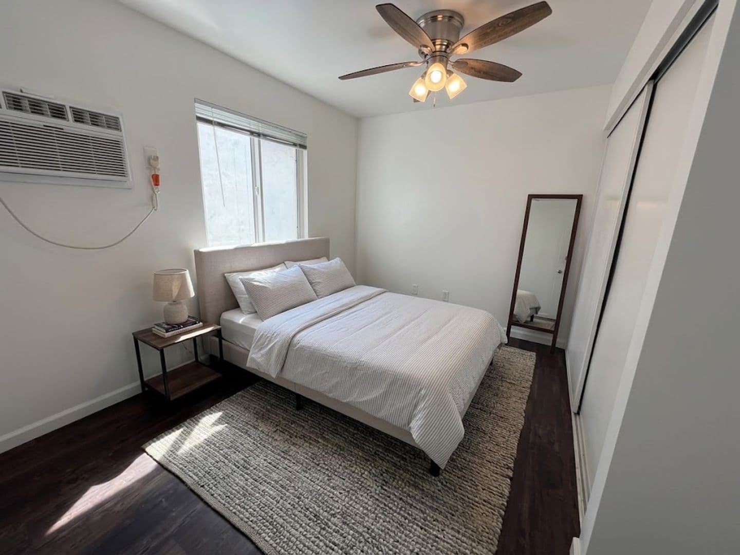 Los Angeles Apartment: 402 N. Ardmore Avenue