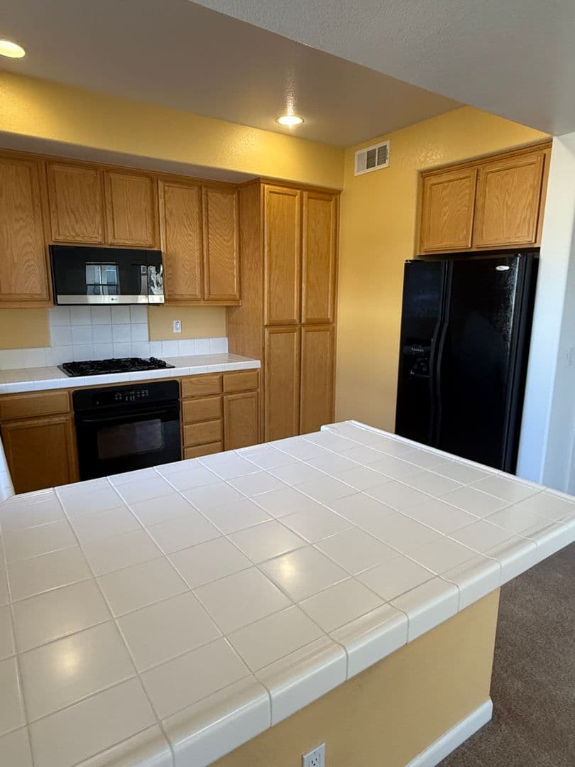 San Jose House: 351 Bella Ridge Ter.
