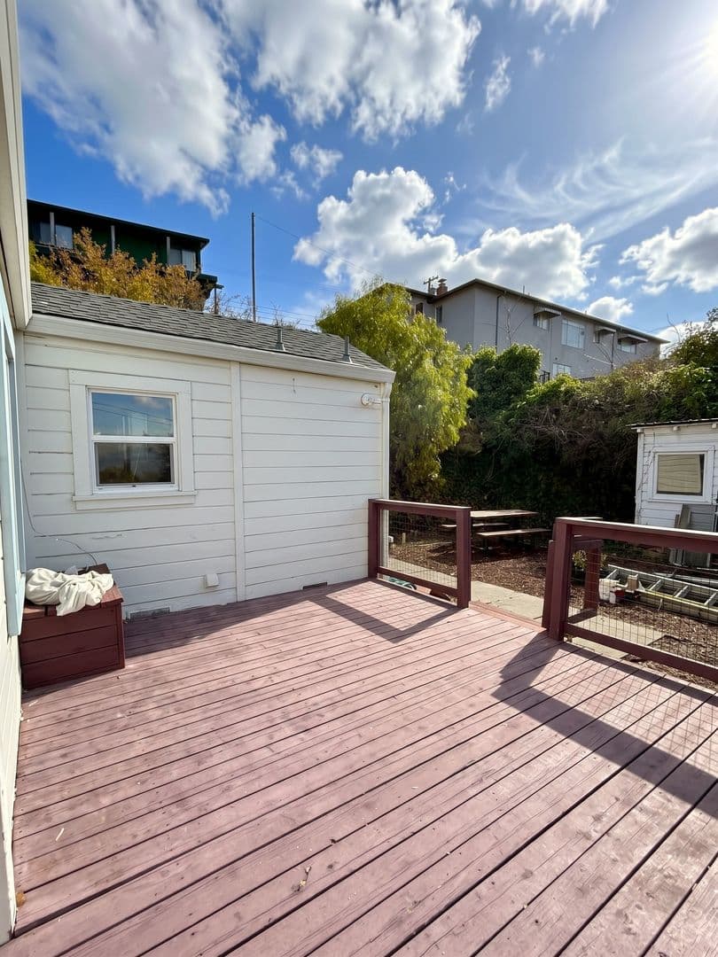Castro Valley House: 17250 Robey Dr.