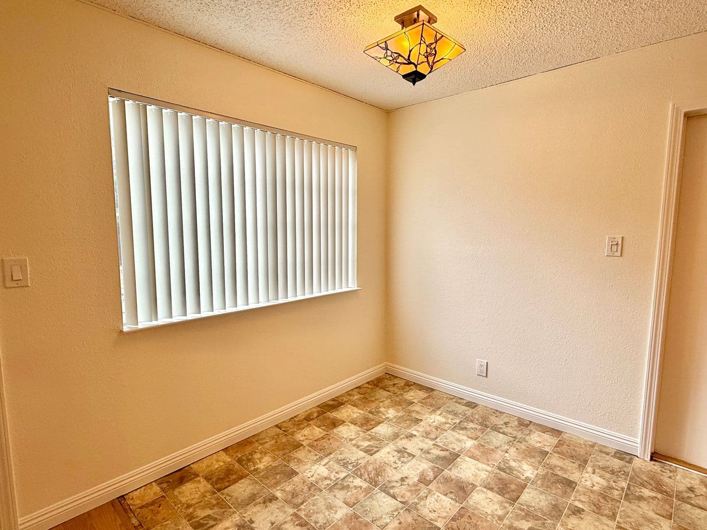 Fremont House: 3648 Detjen Street