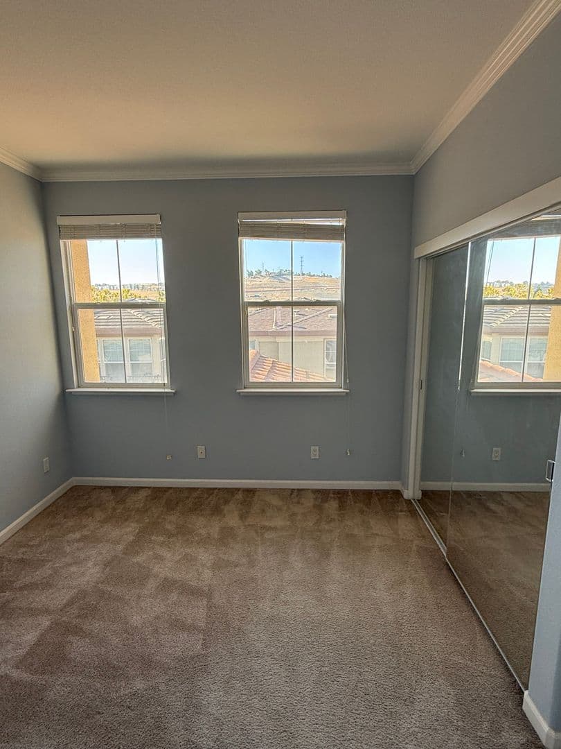 San Jose House: 351 Bella Ridge Ter.