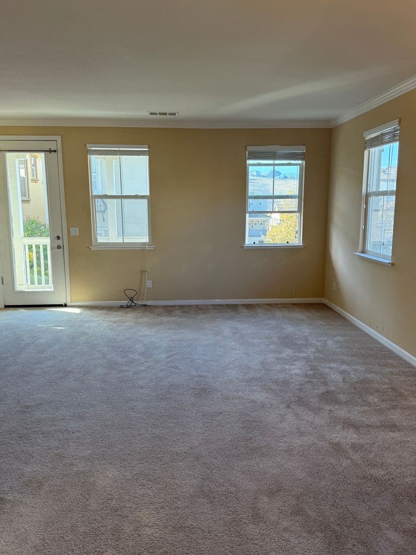 San Jose House: 351 Bella Ridge Ter.