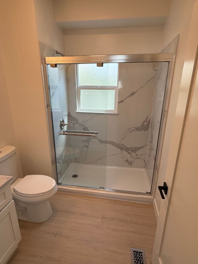 Oakland House: 3914 Agua Vista St.