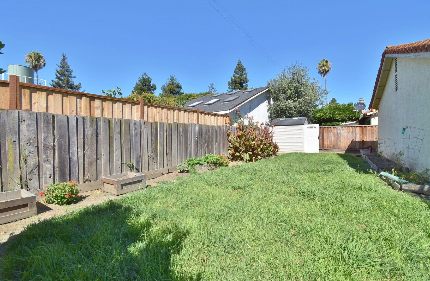 Fremont House: 38975 Godfrey Pl.