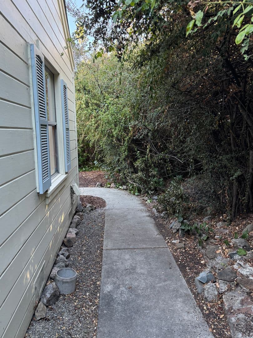 Castro Valley House: 17250 Robey Dr.