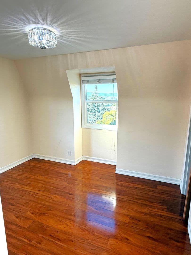Castro Valley House: 17250 Robey Dr.