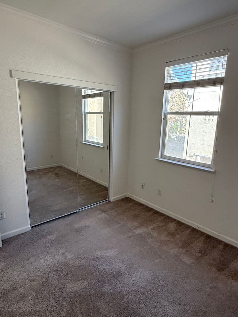 San Jose House: 351 Bella Ridge Ter.