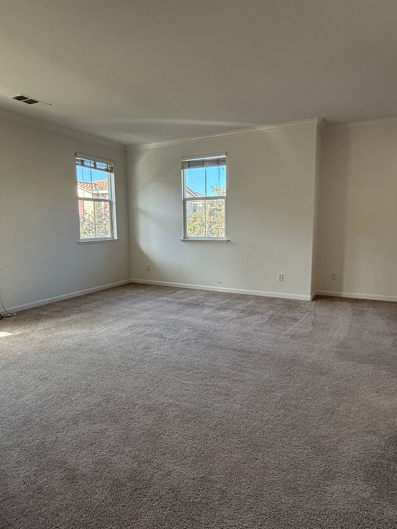 San Jose House: 351 Bella Ridge Ter.