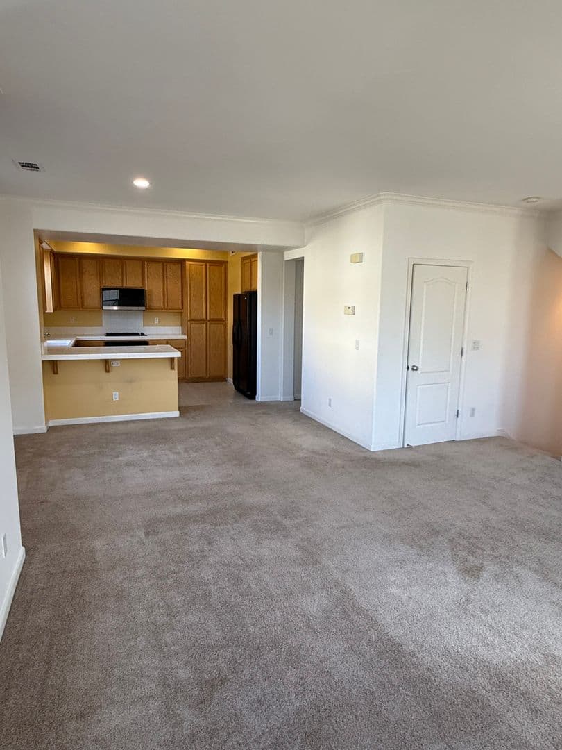 San Jose House: 351 Bella Ridge Ter.