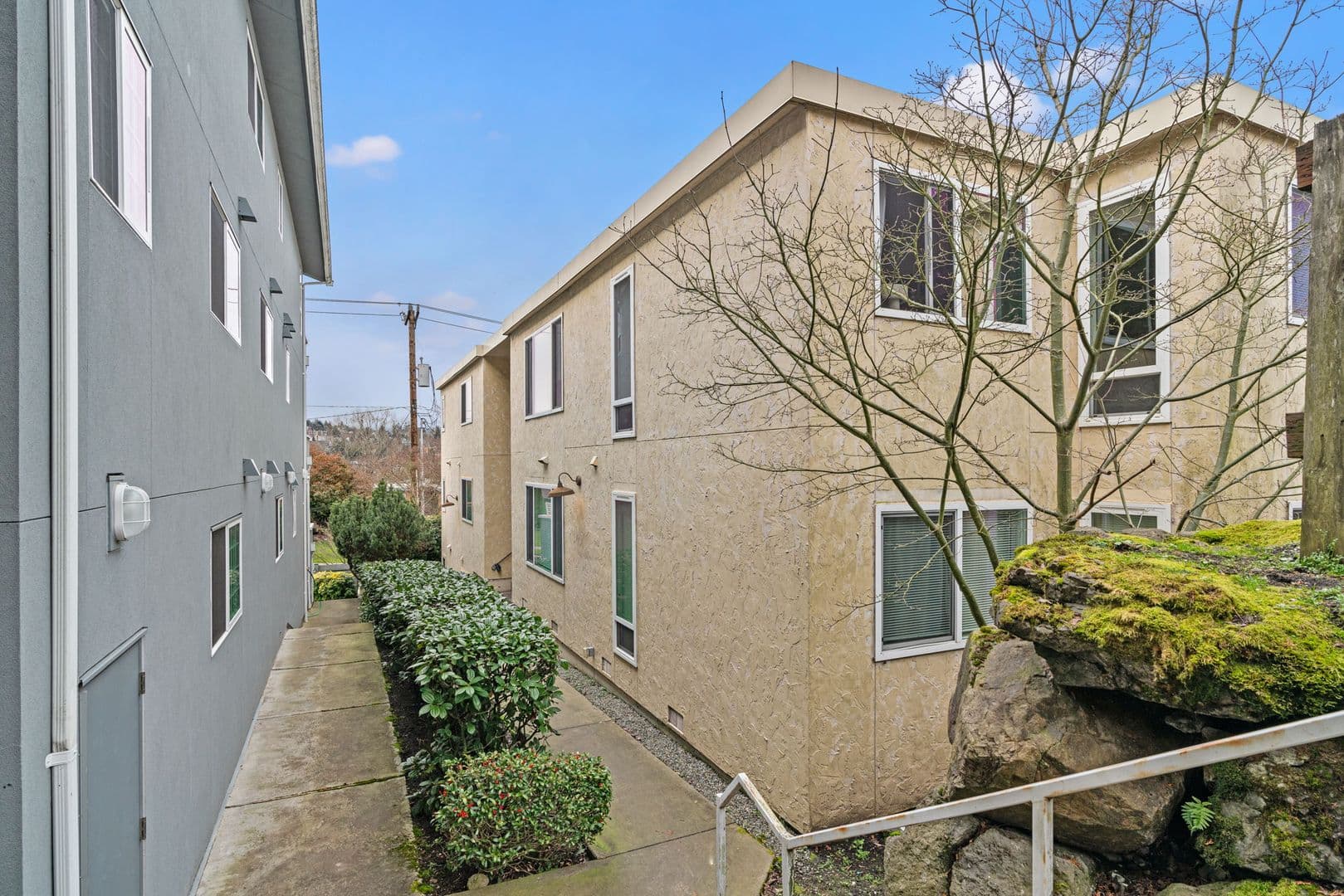 Seattle Condo: 3626 14th Avenue West