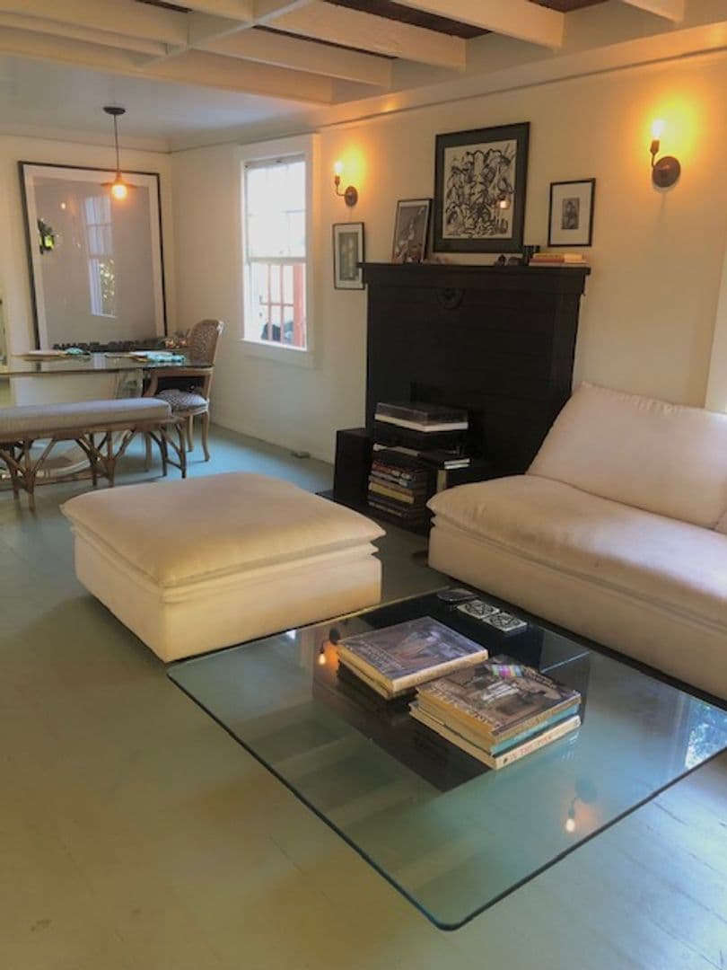 Los Angeles Apartment: 6116 Winans Drive