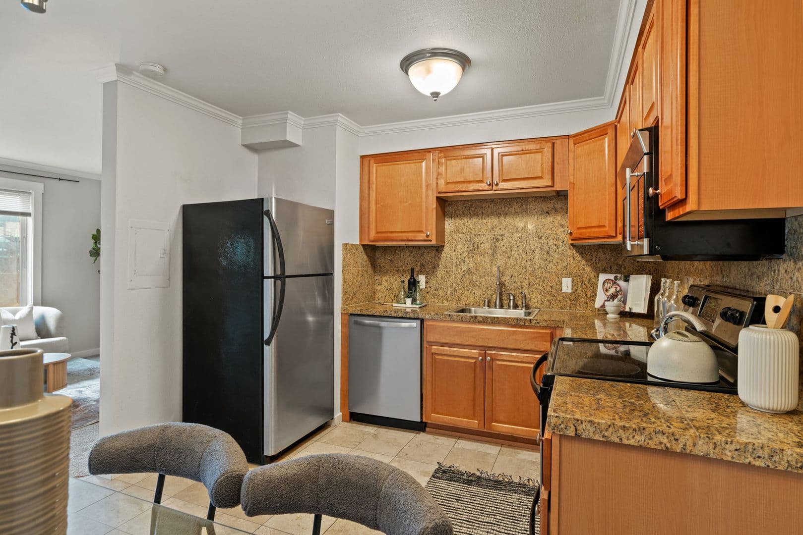 Seattle Condo: 3626 14th Avenue West