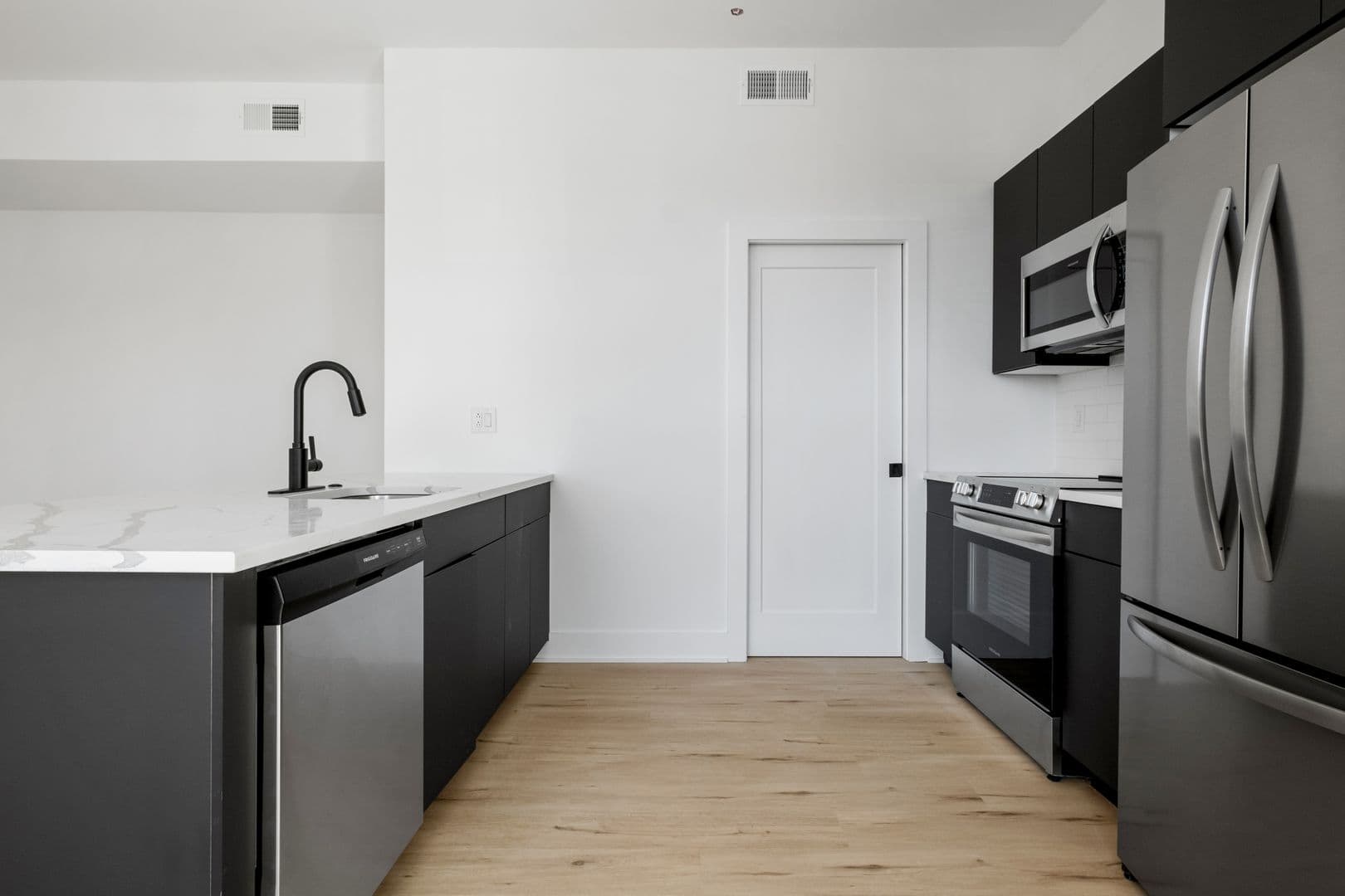 Phildadelphia Apartment: 1221 N 4th Street
