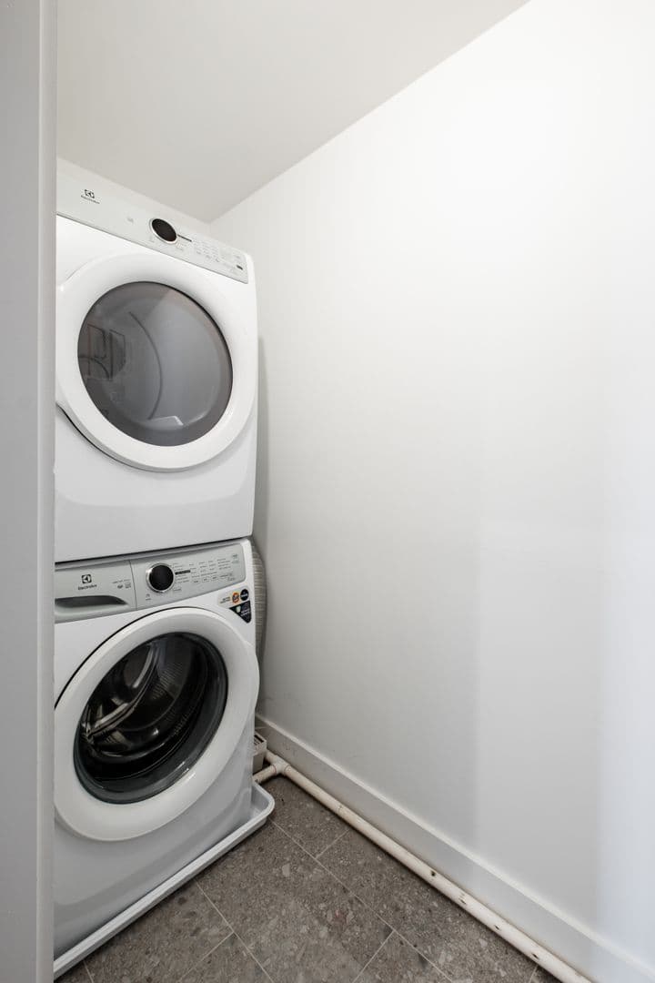 Phildadelphia Apartment: 1221 N 4th Street