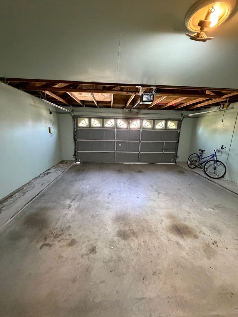 Bakersfield House: 9821 Rancho Verde Drive