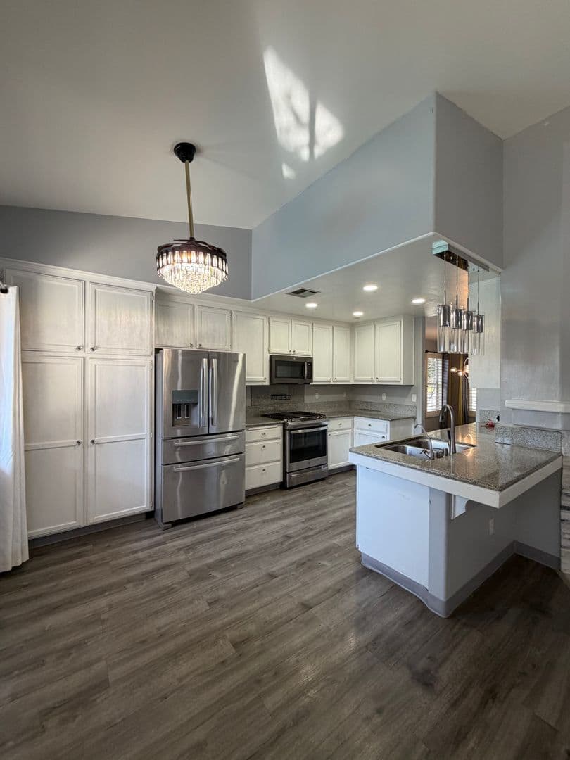 Bakersfield House: 9821 Rancho Verde Drive