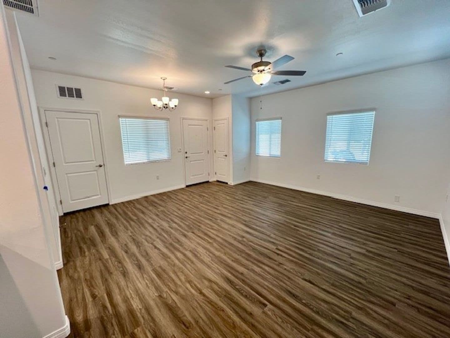 Bakersfield Apartment: Vista Fuego Drive