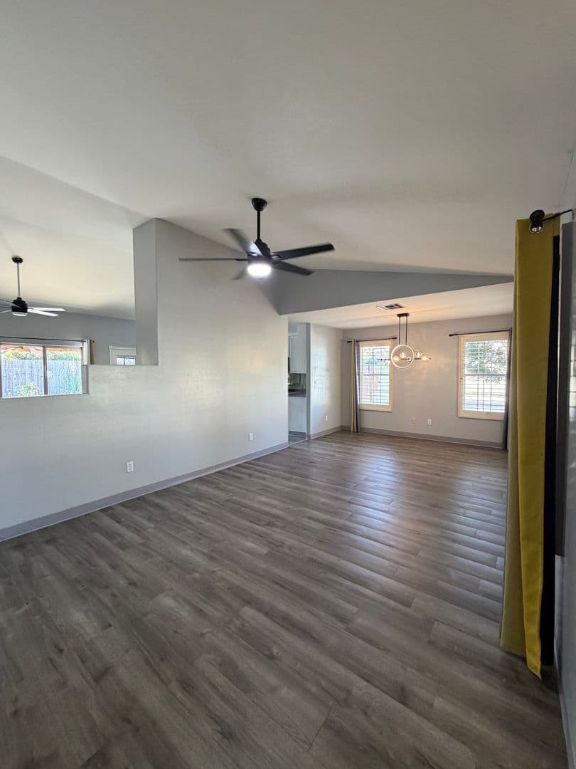 Bakersfield House: 9821 Rancho Verde Drive