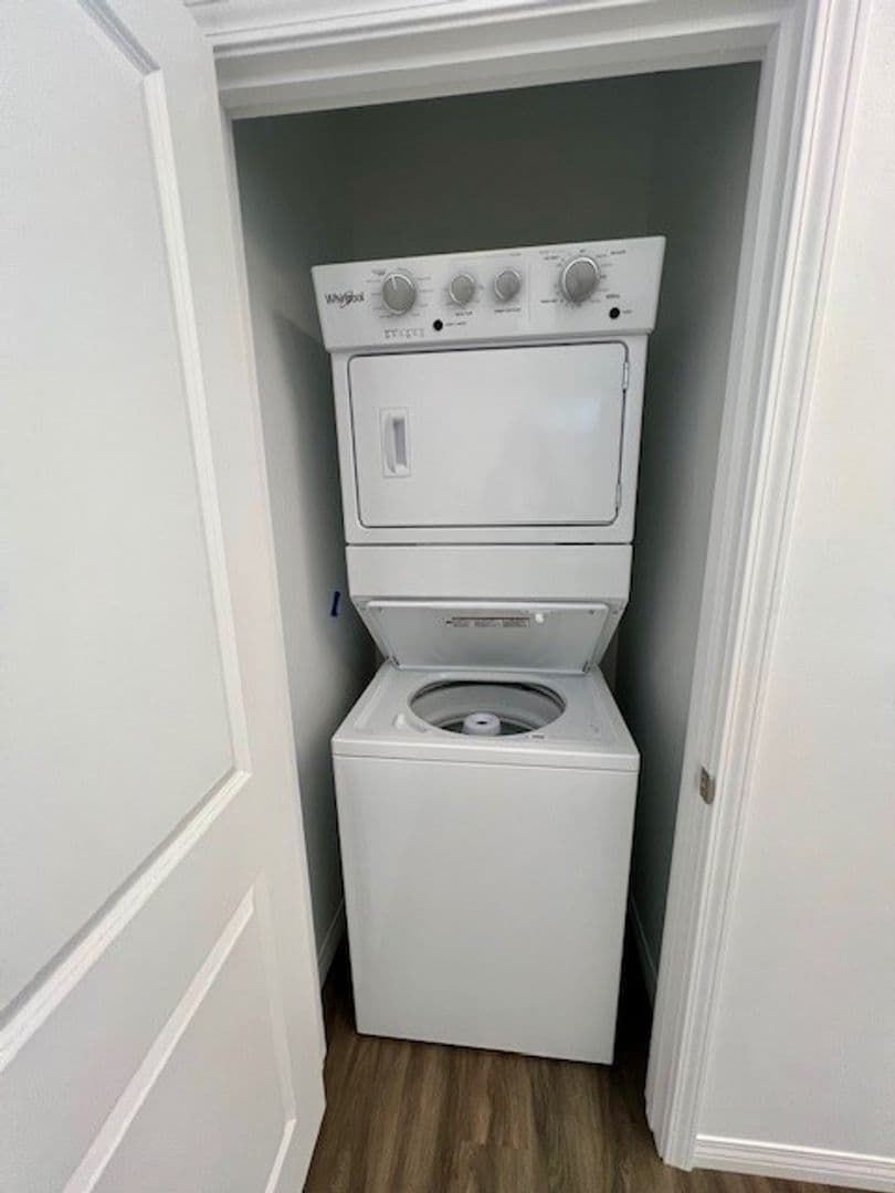 Bakersfield Apartment: Vista Fuego Drive