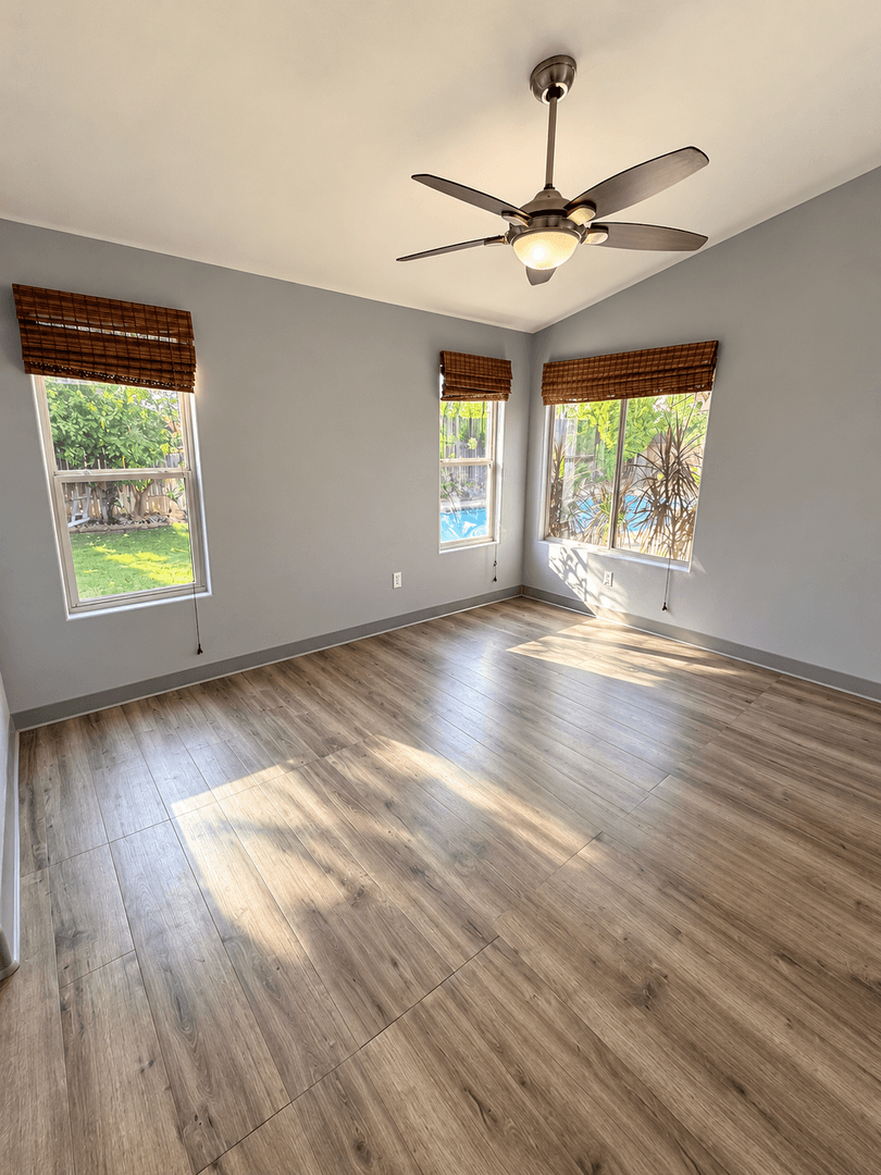 Bakersfield House: 9821 Rancho Verde Drive