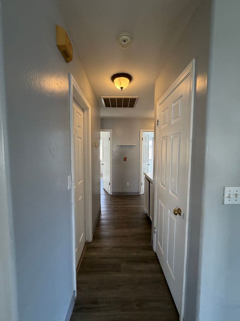 Bakersfield House: 9821 Rancho Verde Drive
