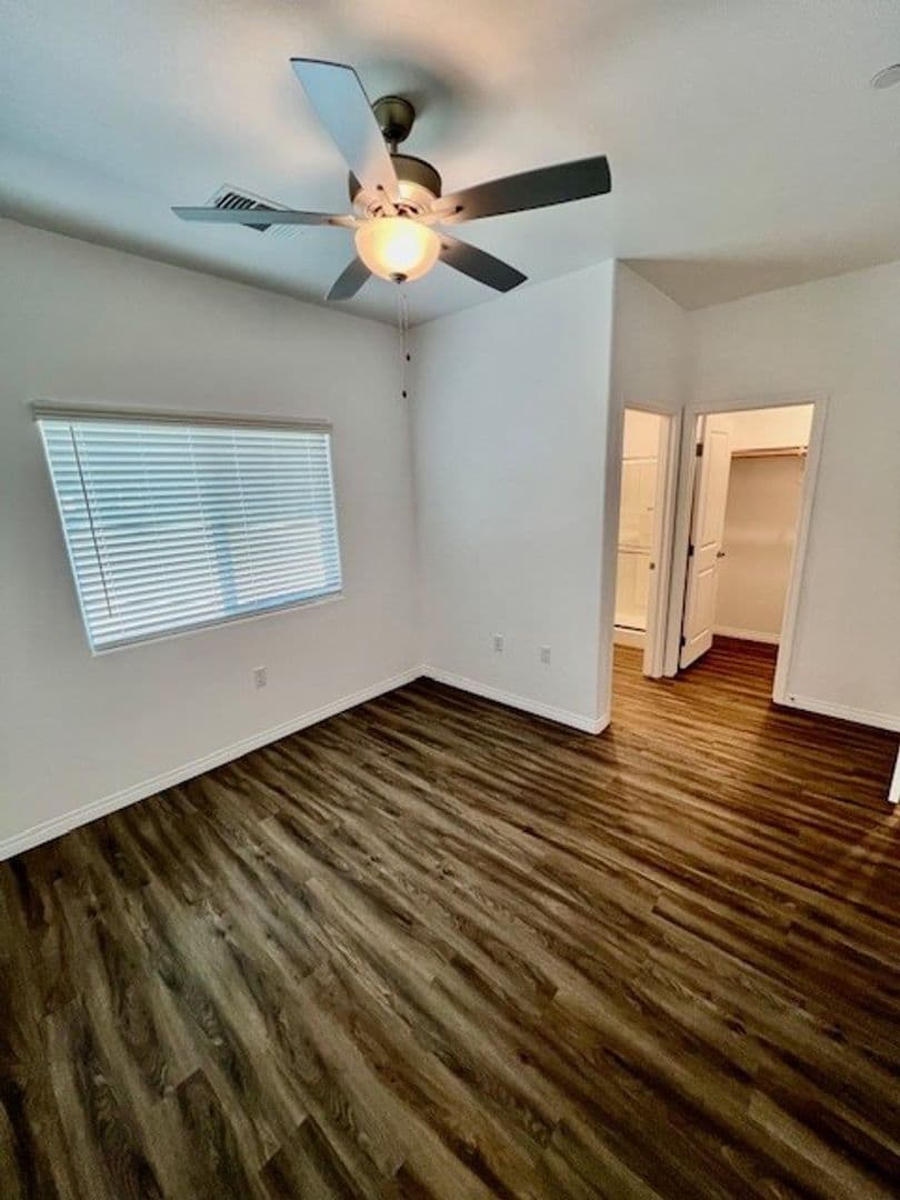 Bakersfield Apartment: Vista Fuego Drive