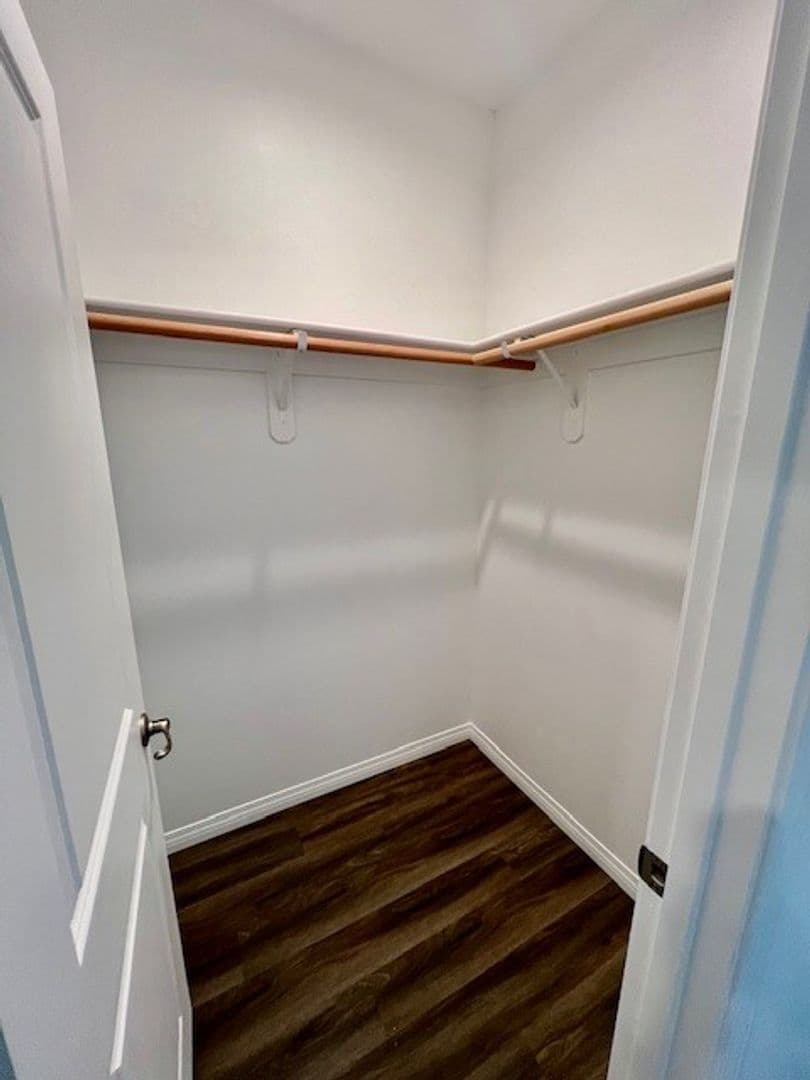 Bakersfield Apartment: Vista Fuego Drive