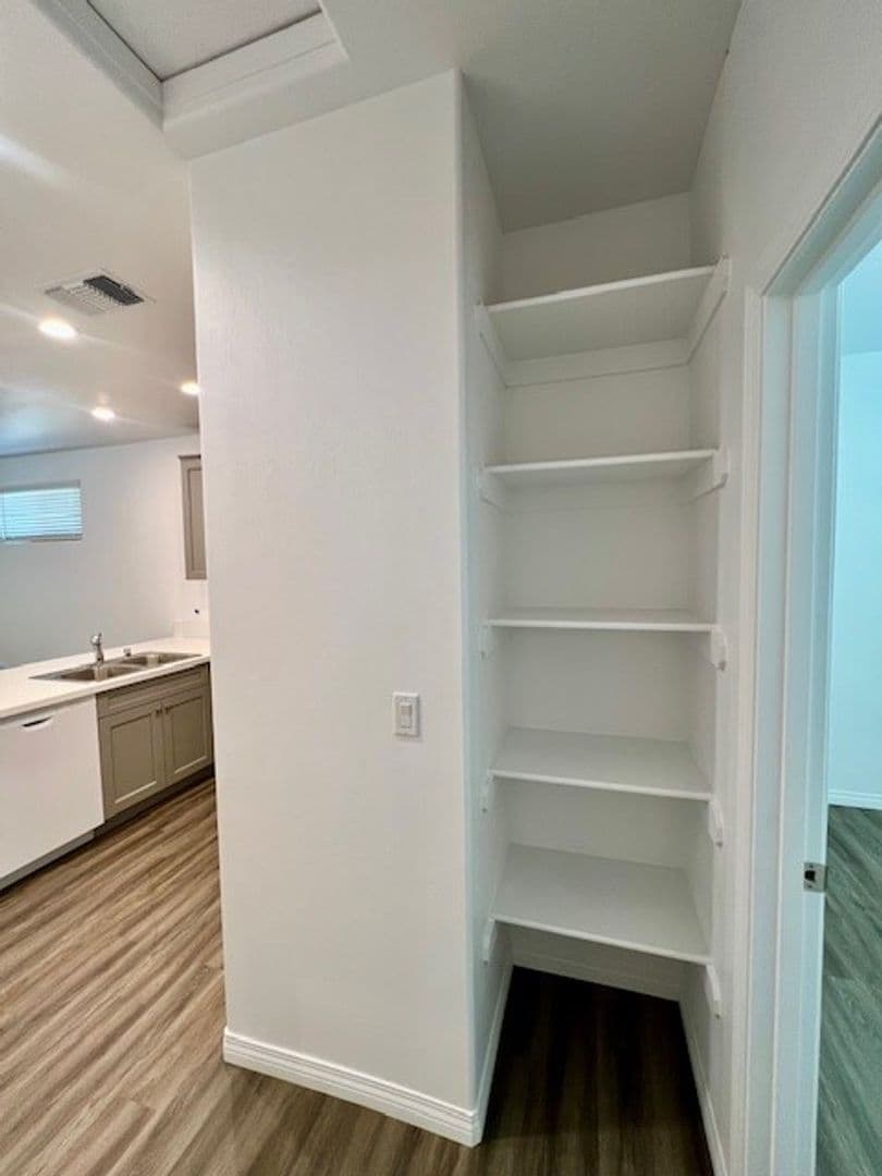 Bakersfield Apartment: Vista Fuego Drive
