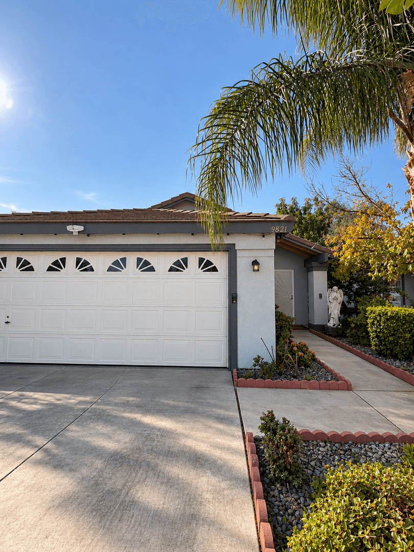 Bakersfield House: 9821 Rancho Verde Drive