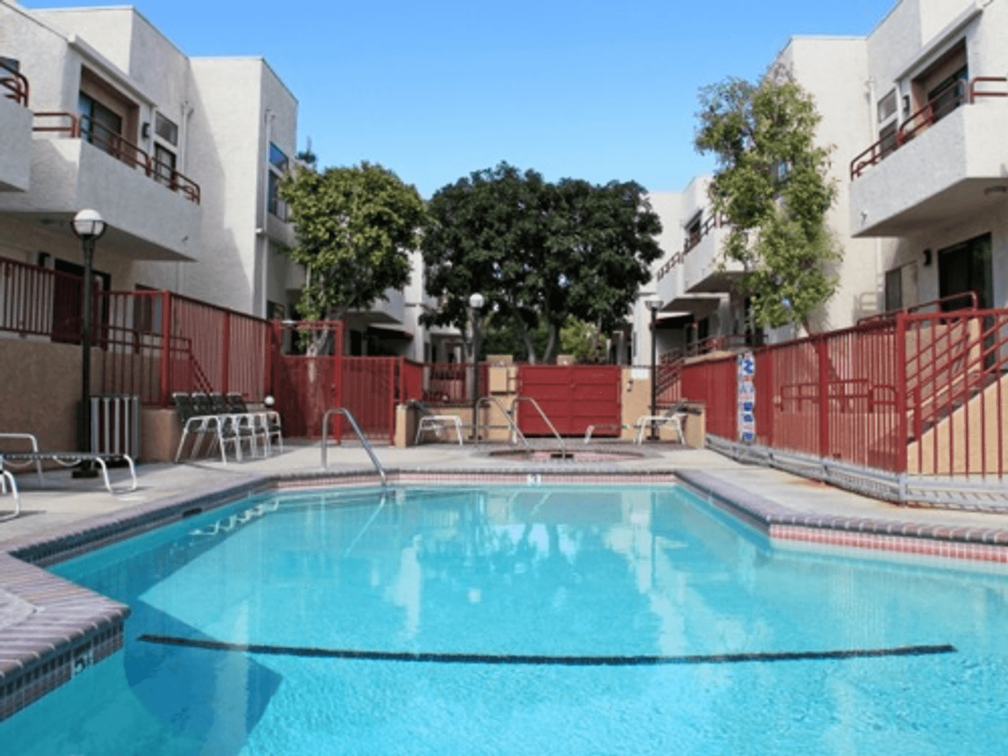 Northridge Apartment: 17809 Superior Street