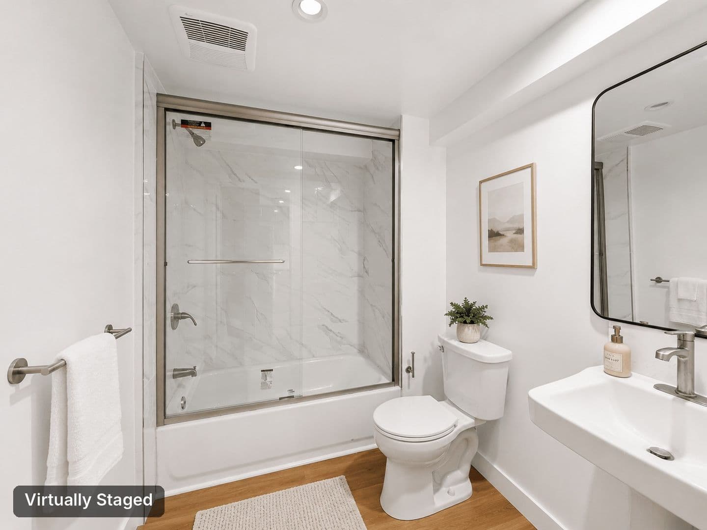 Los Angeles Apartment: 5460 Fountain Avenue