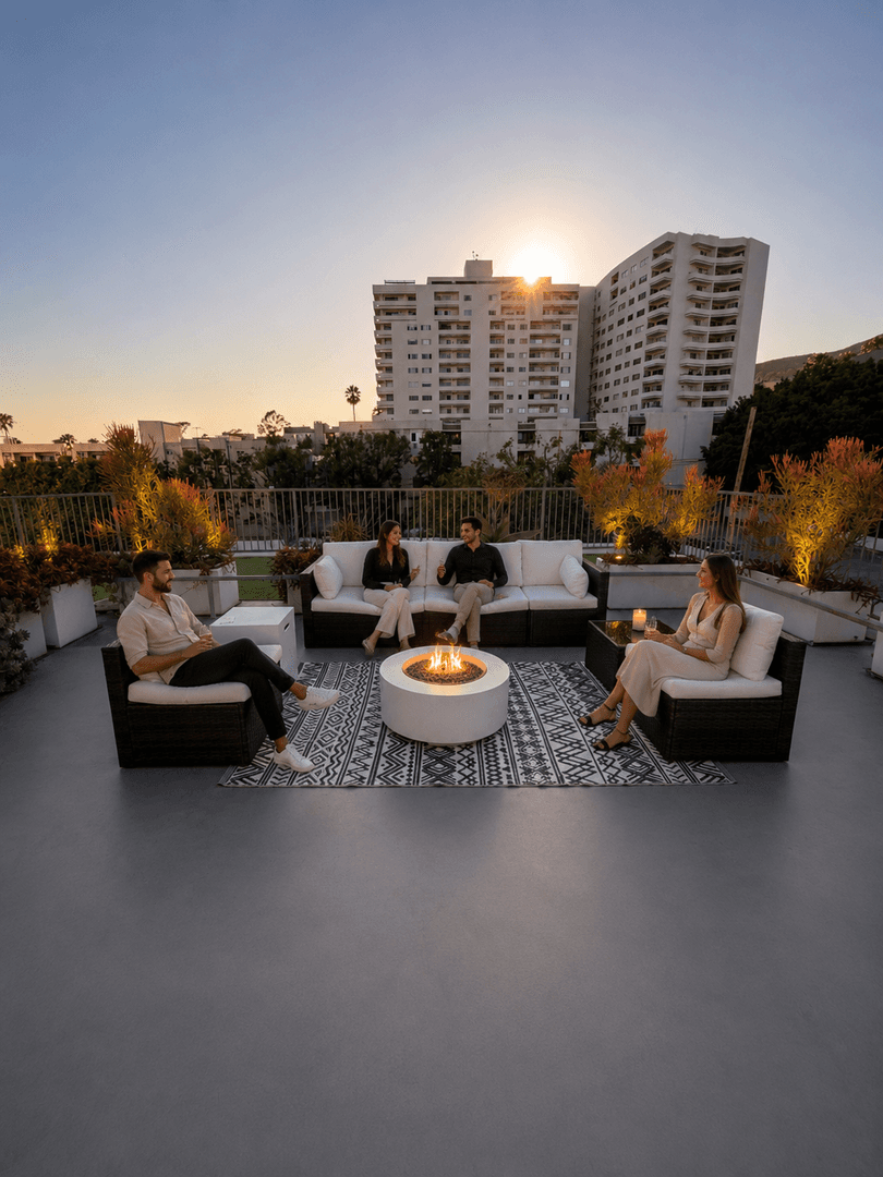Los Angeles Apartment: 1735 N La Brea Ave.