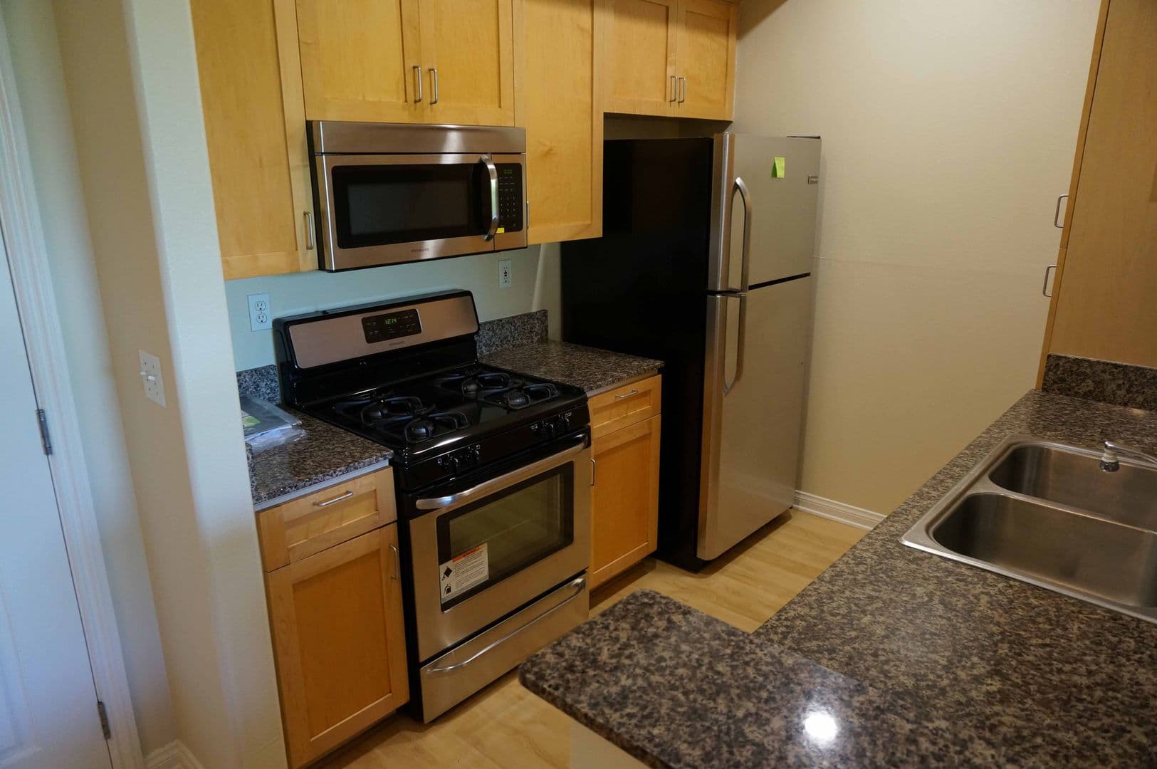 Northridge Apartment: 17809 Superior Street