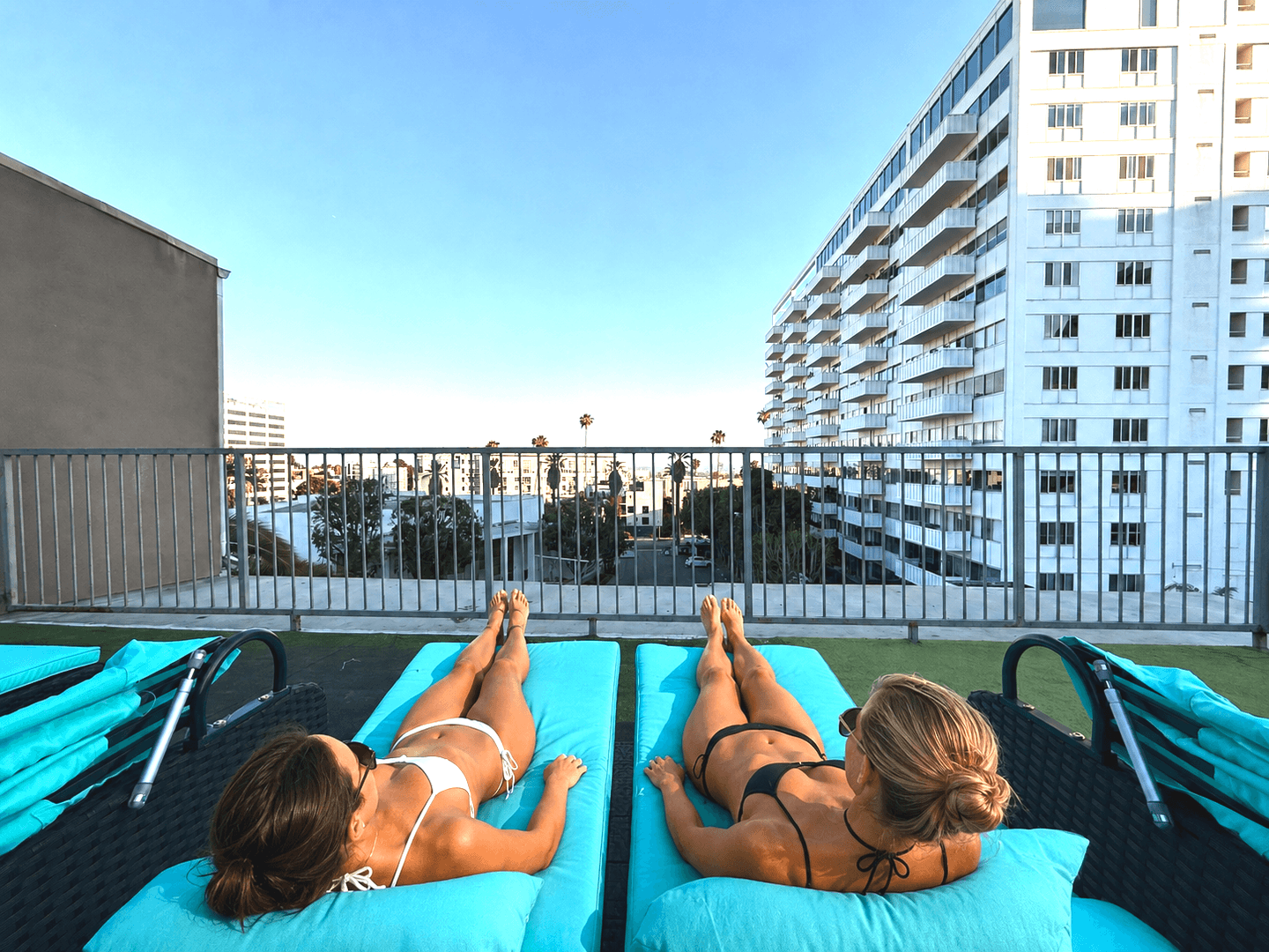 Los Angeles Apartment: 1735 N La Brea Ave.