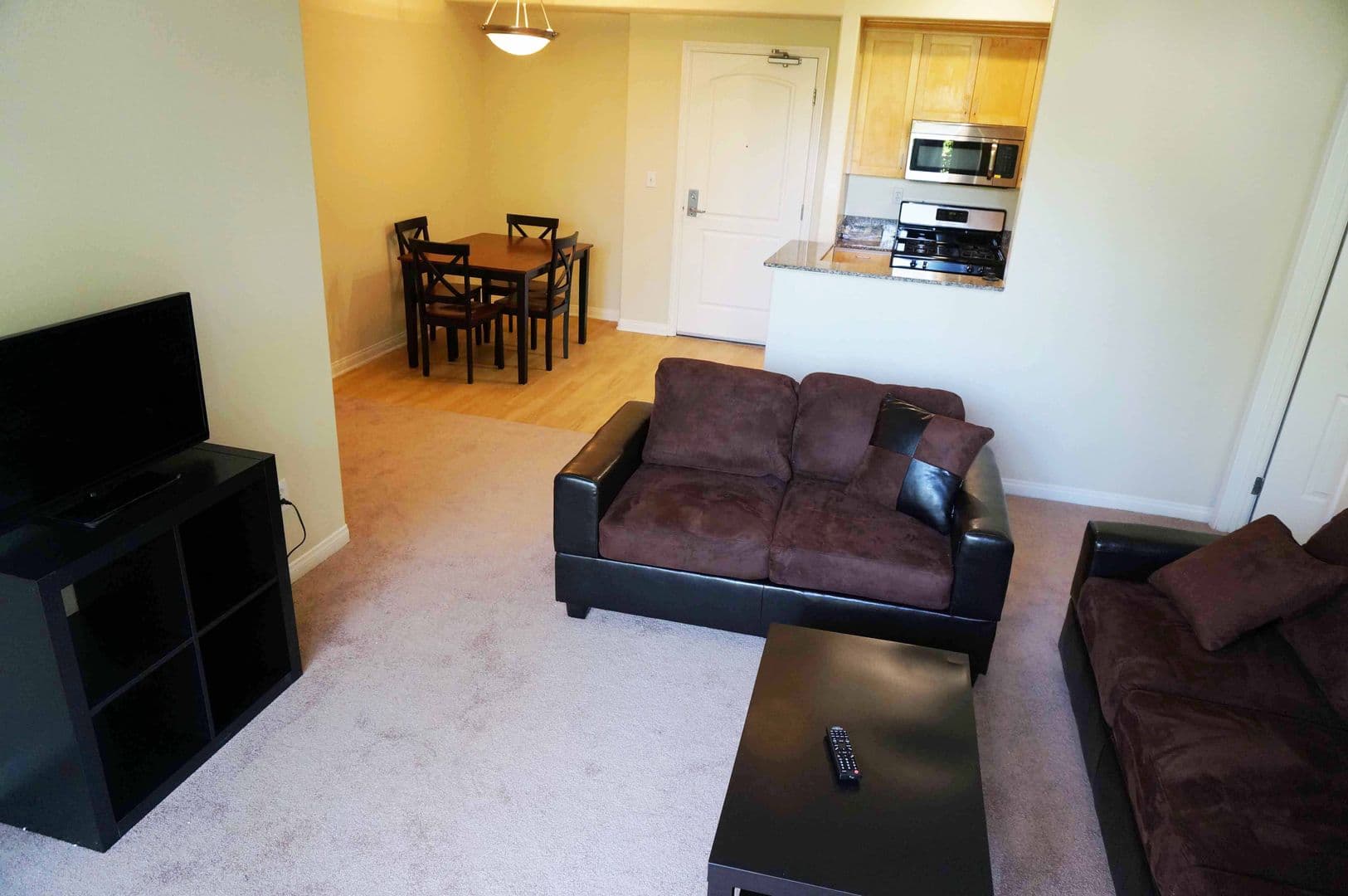Northridge Apartment: 17809 Superior Street