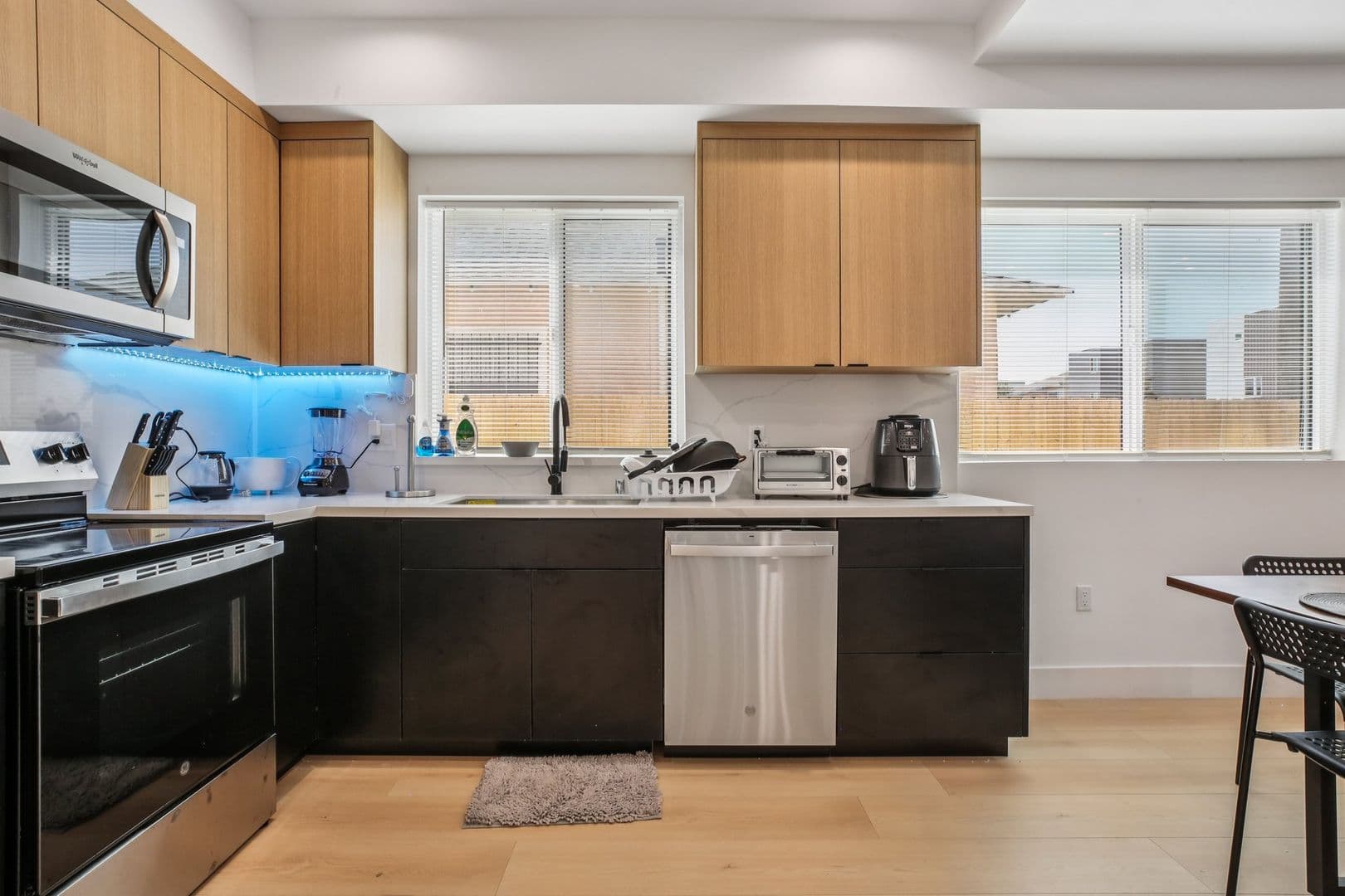Los Angeles Apartment: 1254 W 36th St.