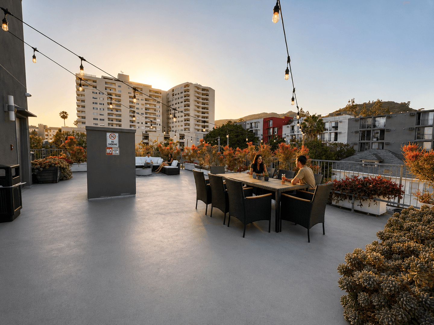 Los Angeles Apartment: 1735 N La Brea Ave.