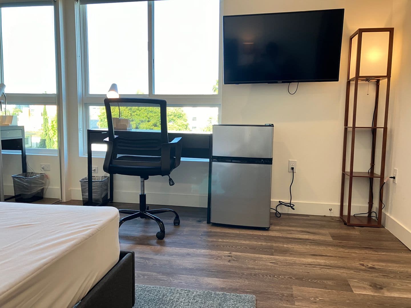 Los Angeles Apartment: 8457 Blackburn Avenue