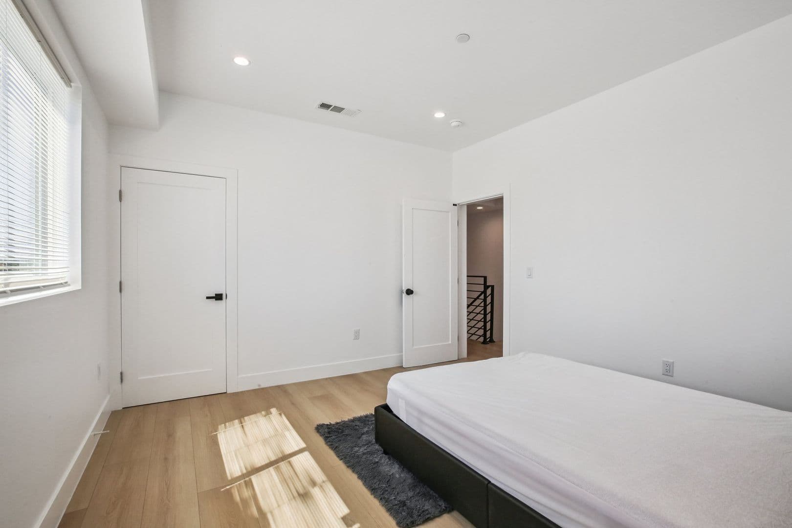 Los Angeles Apartment: 1254 W 36th St.