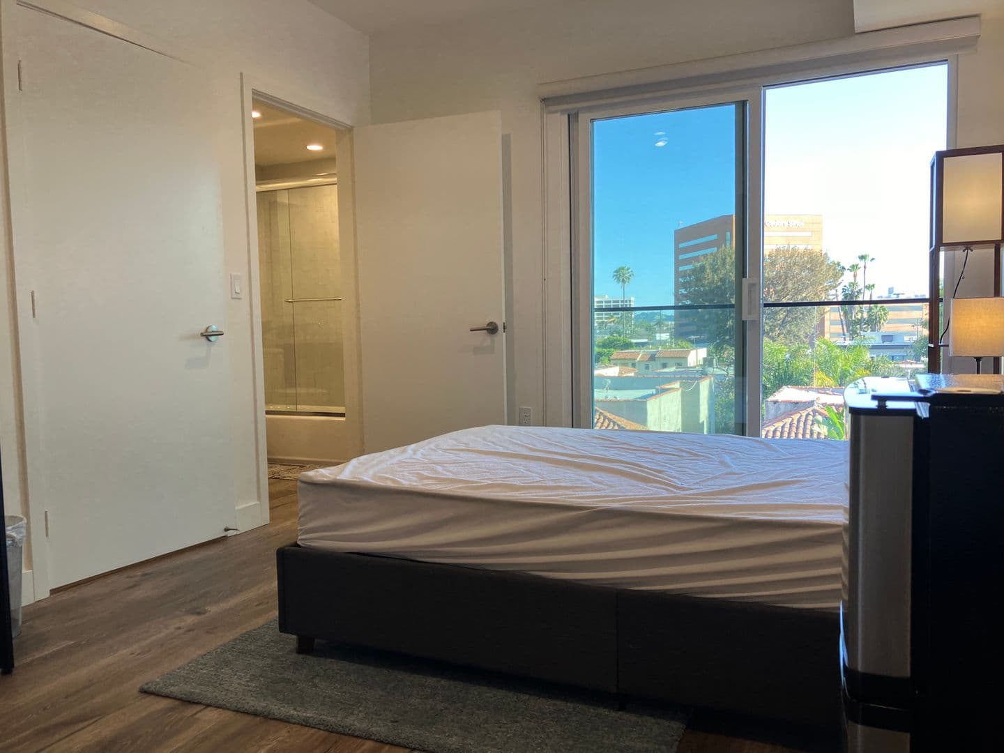 Los Angeles Apartment: 8457 Blackburn Avenue