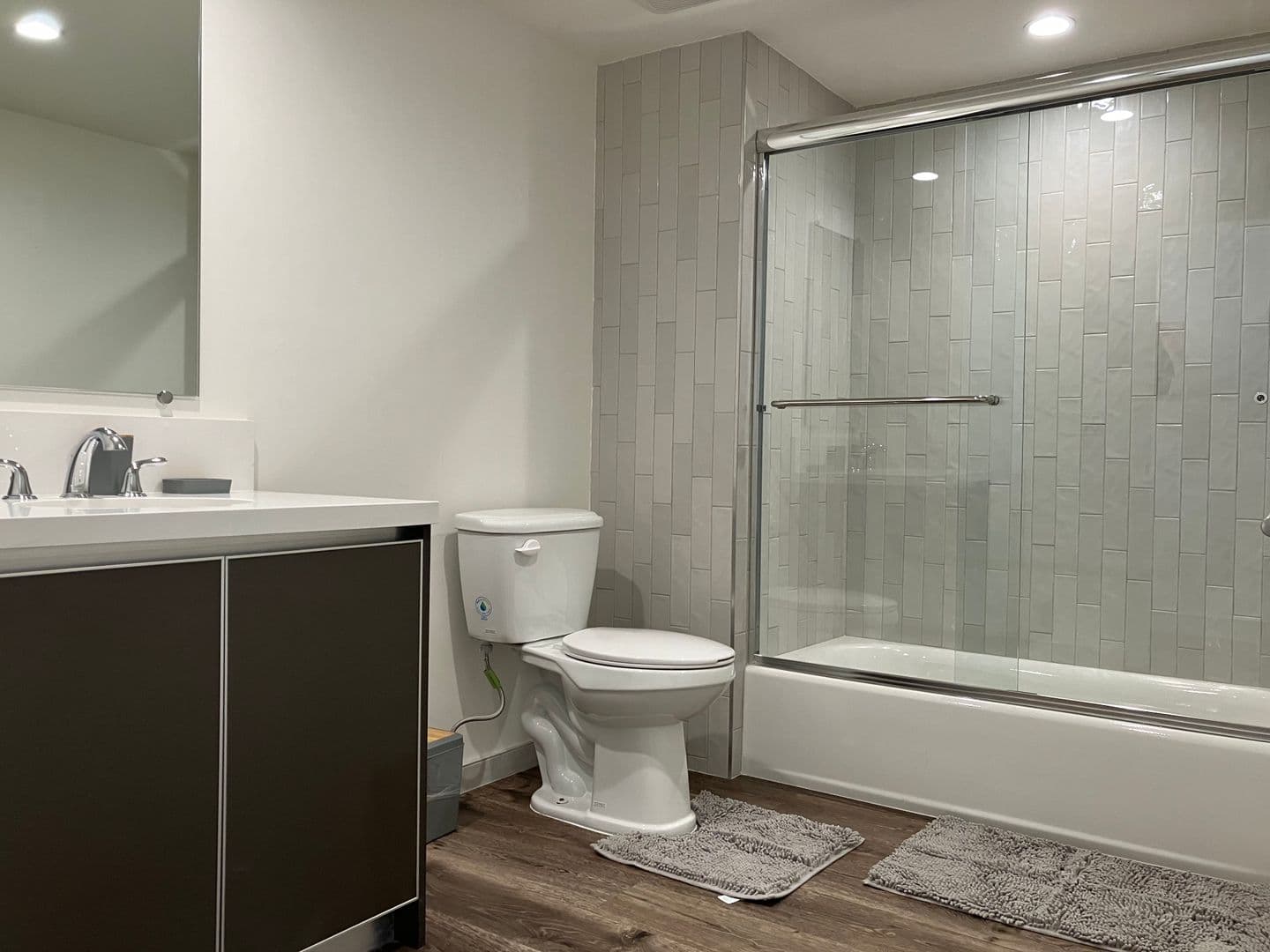 Los Angeles Apartment: 8457 Blackburn Avenue