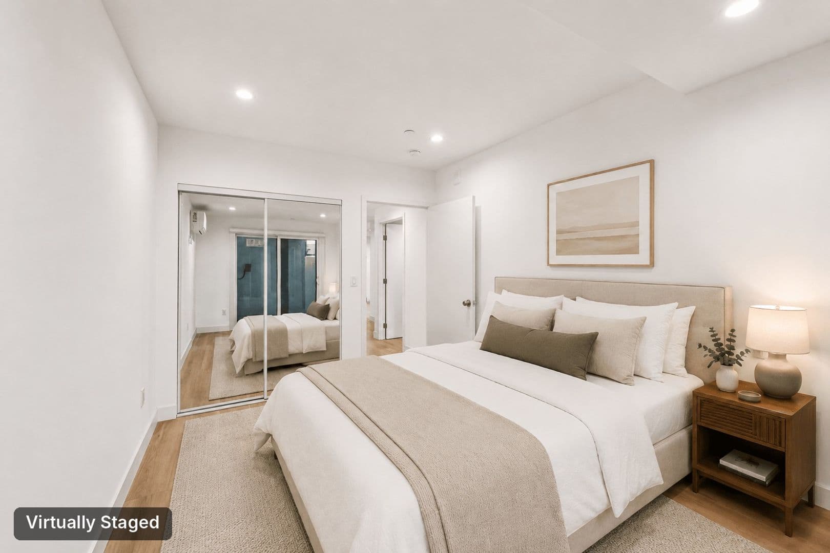 Los Angeles Apartment: 5460 Fountain Avenue