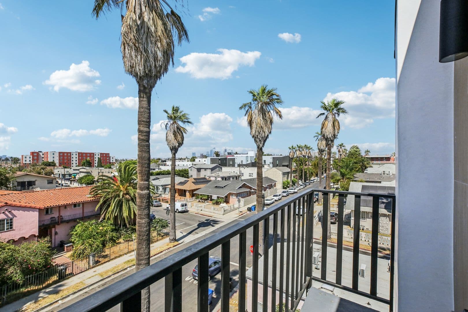 Los Angeles Apartment: 1254 W 36th St.