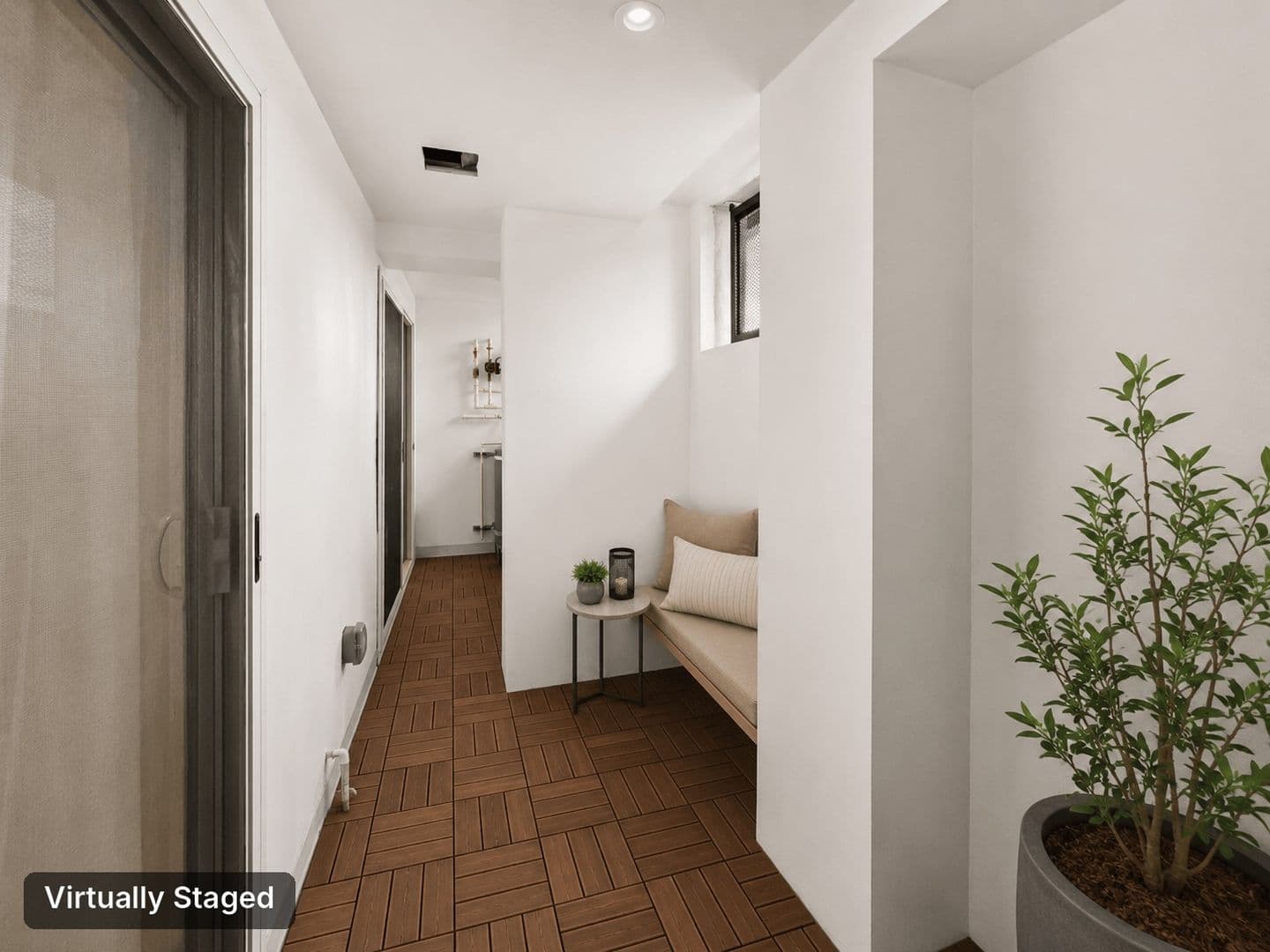Los Angeles Apartment: 5460 Fountain Avenue