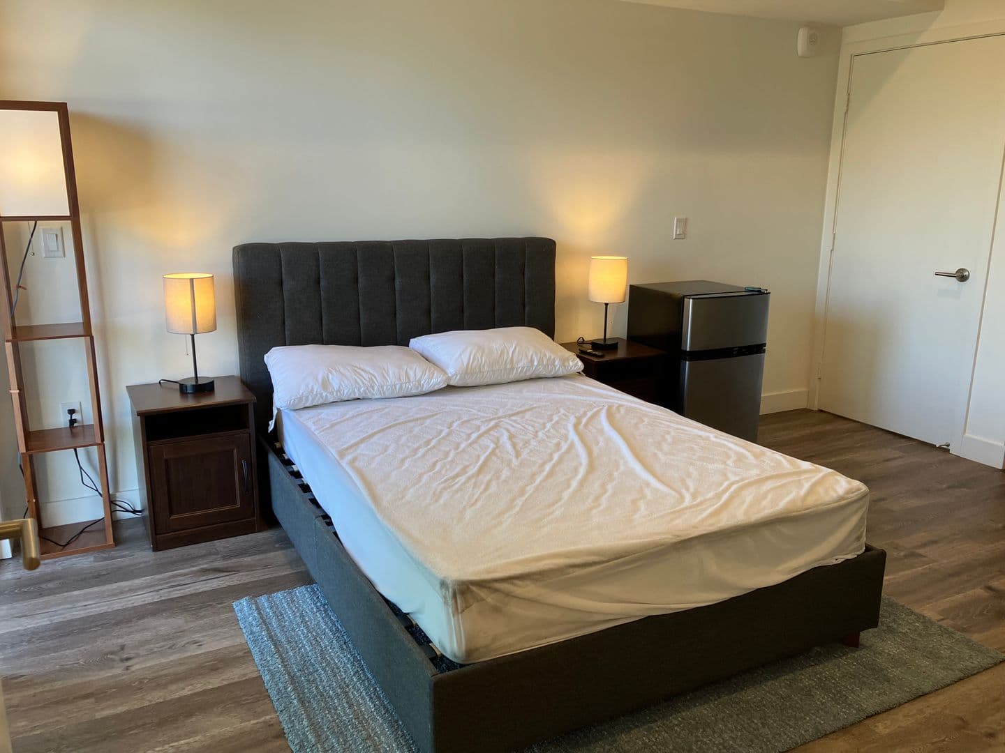 Los Angeles Apartment: 8457 Blackburn Avenue