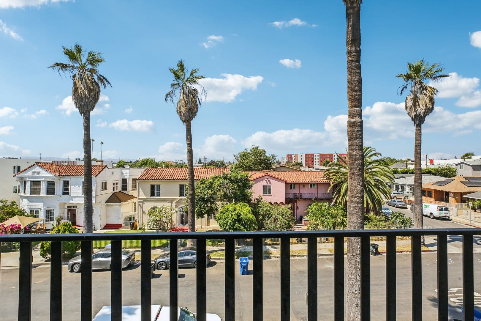 Los Angeles Apartment: 1254 W 36th St.