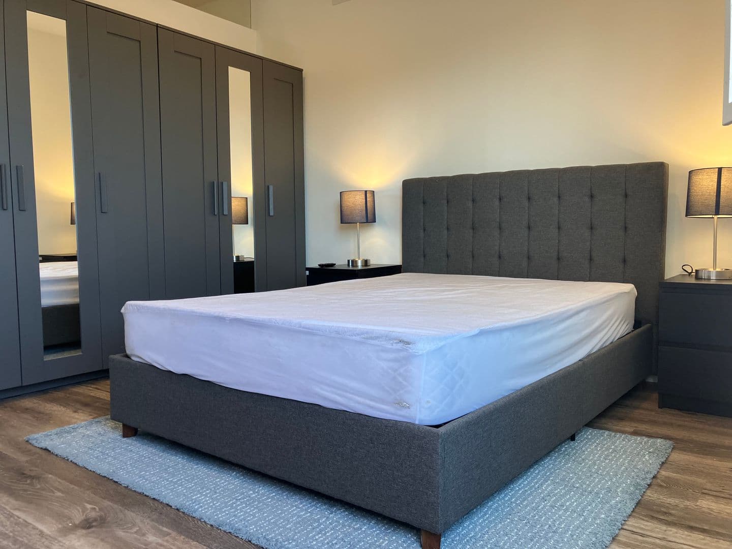 Los Angeles Apartment: 8457 Blackburn Avenue