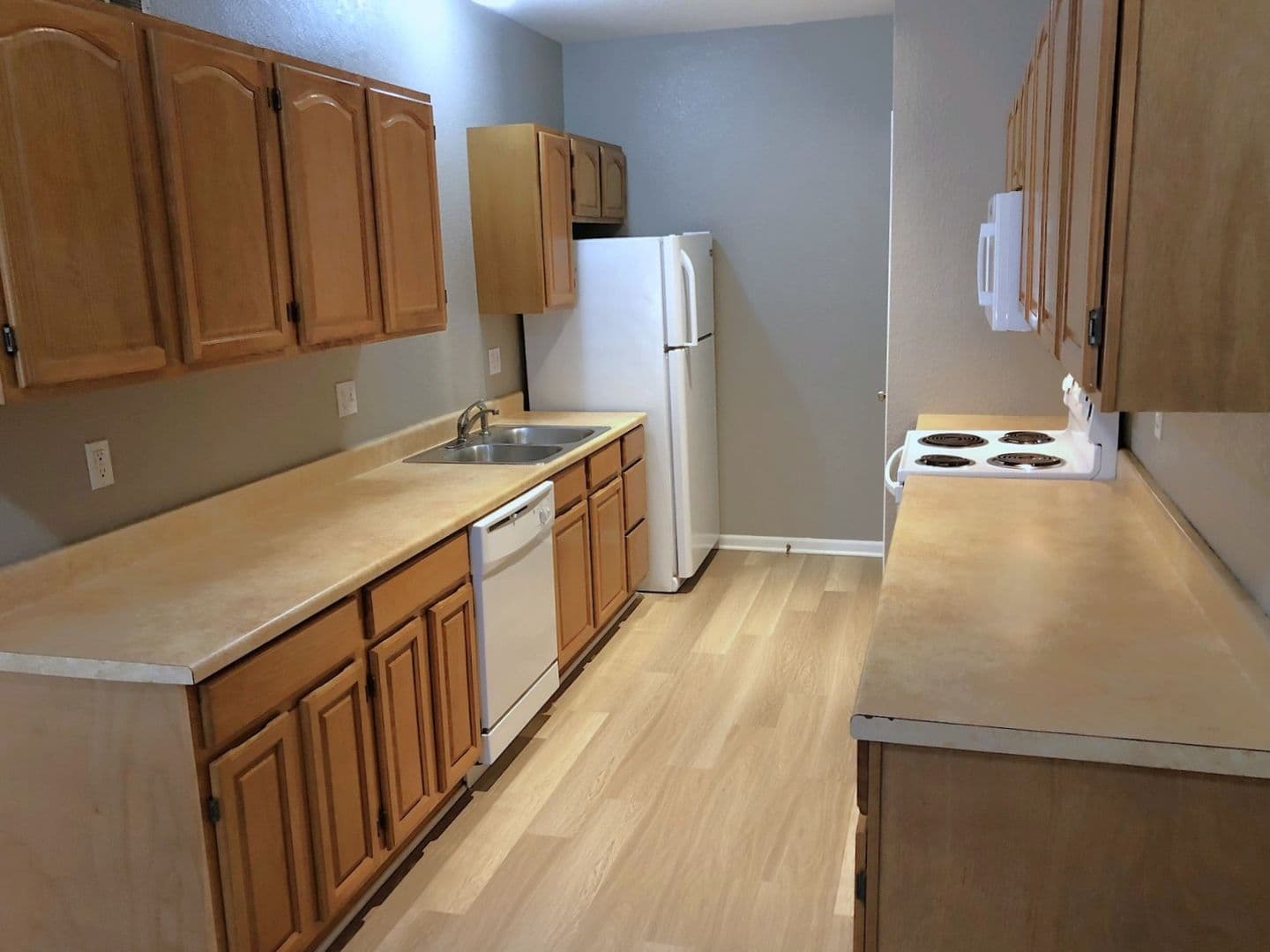 Leavenworth Apartment: 104 Logan Street