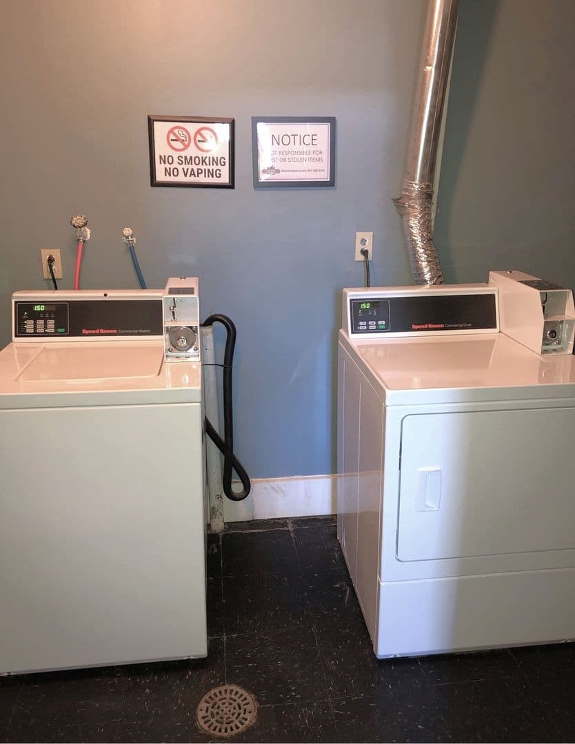 Leavenworth Apartment: 709 N. 13th Terrace