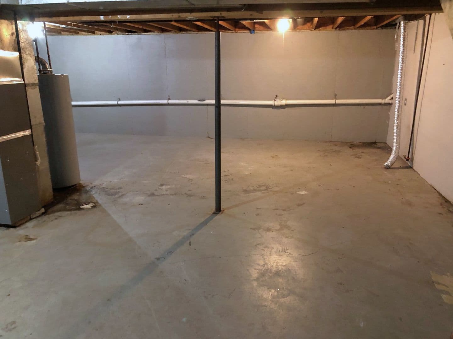 Leavenworth Apartment: 418 Pottawatomie St